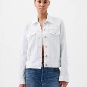 GAP Classic White Denim Jacket BNWT